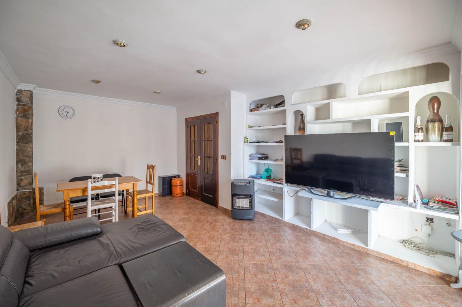 Casa de 3 habitaciones en Las Gabias en venta con garaje - 176.900 € (Ref: 9849740)