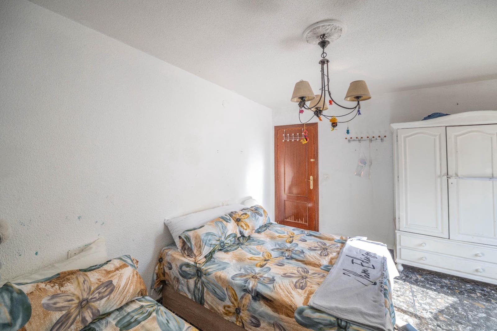 Casa de 3 habitaciones en Las Gabias en venta con garaje - 176.900 € (Ref: 9849740)