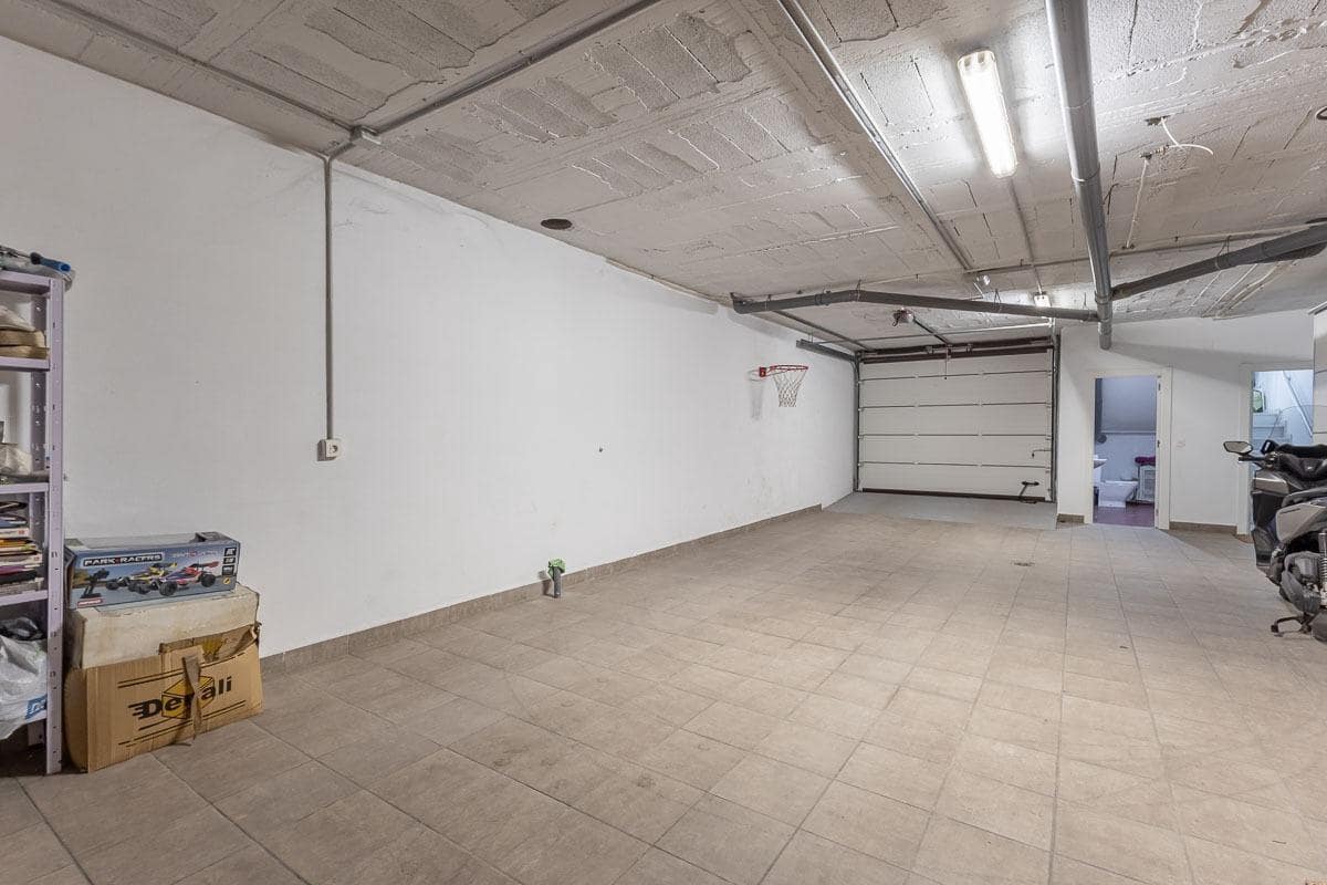 4 chambre Maison de Ville à vendre à Maracena avec garage - 439 000 € (Ref: 9849741)