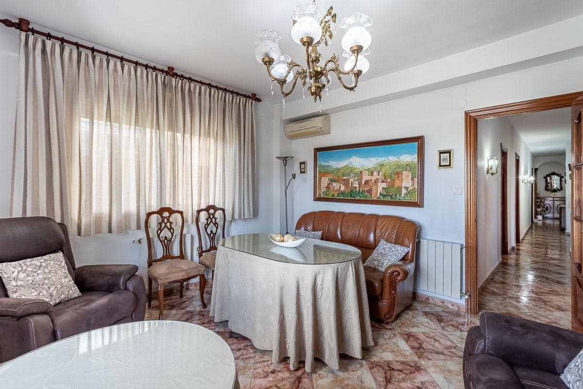 5 soveværelse Lejlighed til salg i Granada by - € 459.000 (Ref: 9851979)