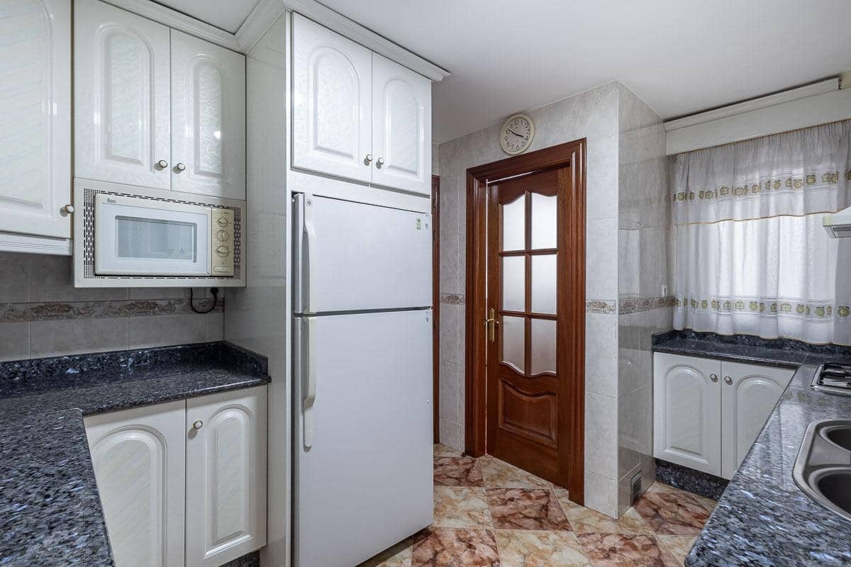 5 soveværelse Lejlighed til salg i Granada by - € 459.000 (Ref: 9851979)
