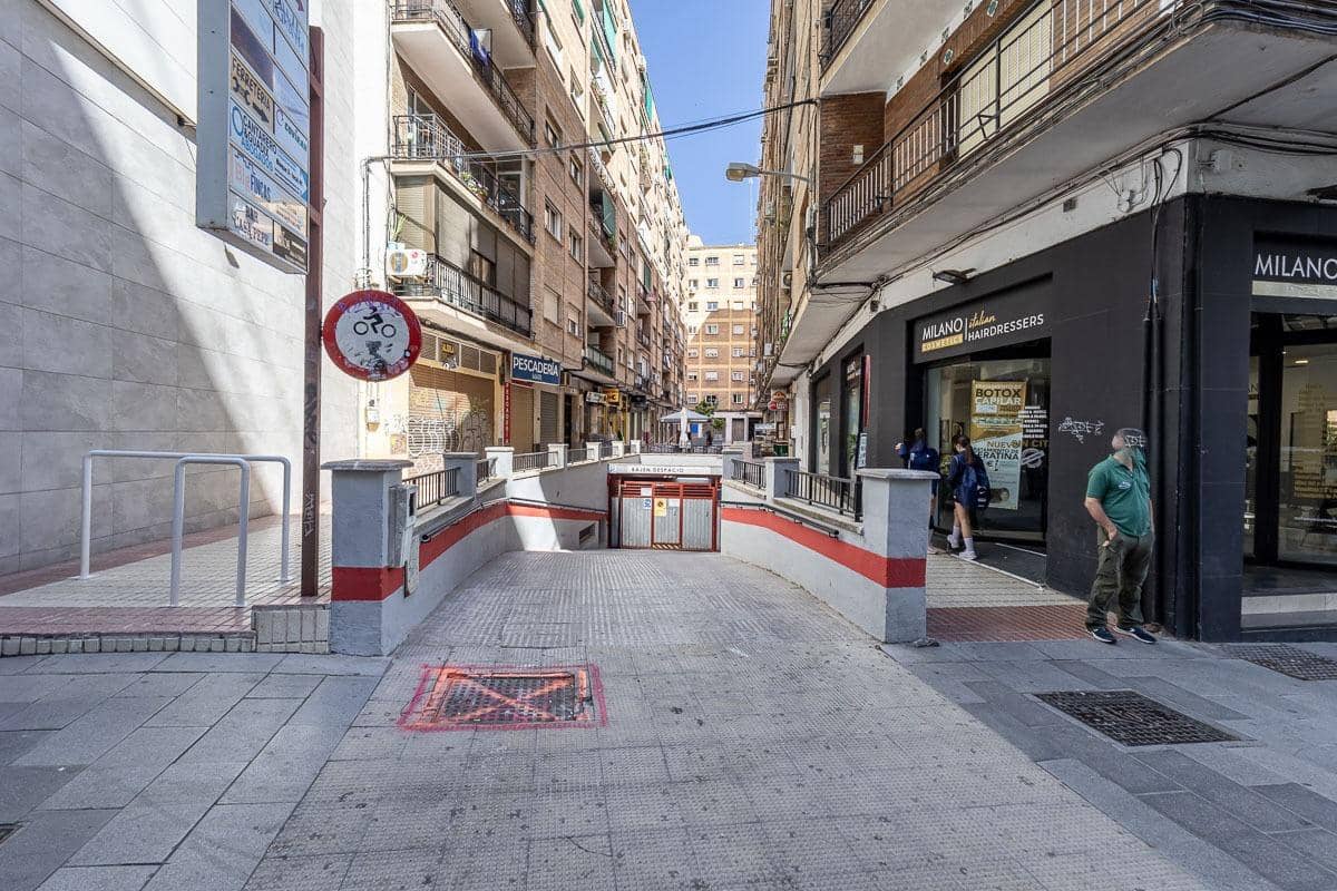 5 soveværelse Lejlighed til salg i Granada by - € 459.000 (Ref: 9851979)