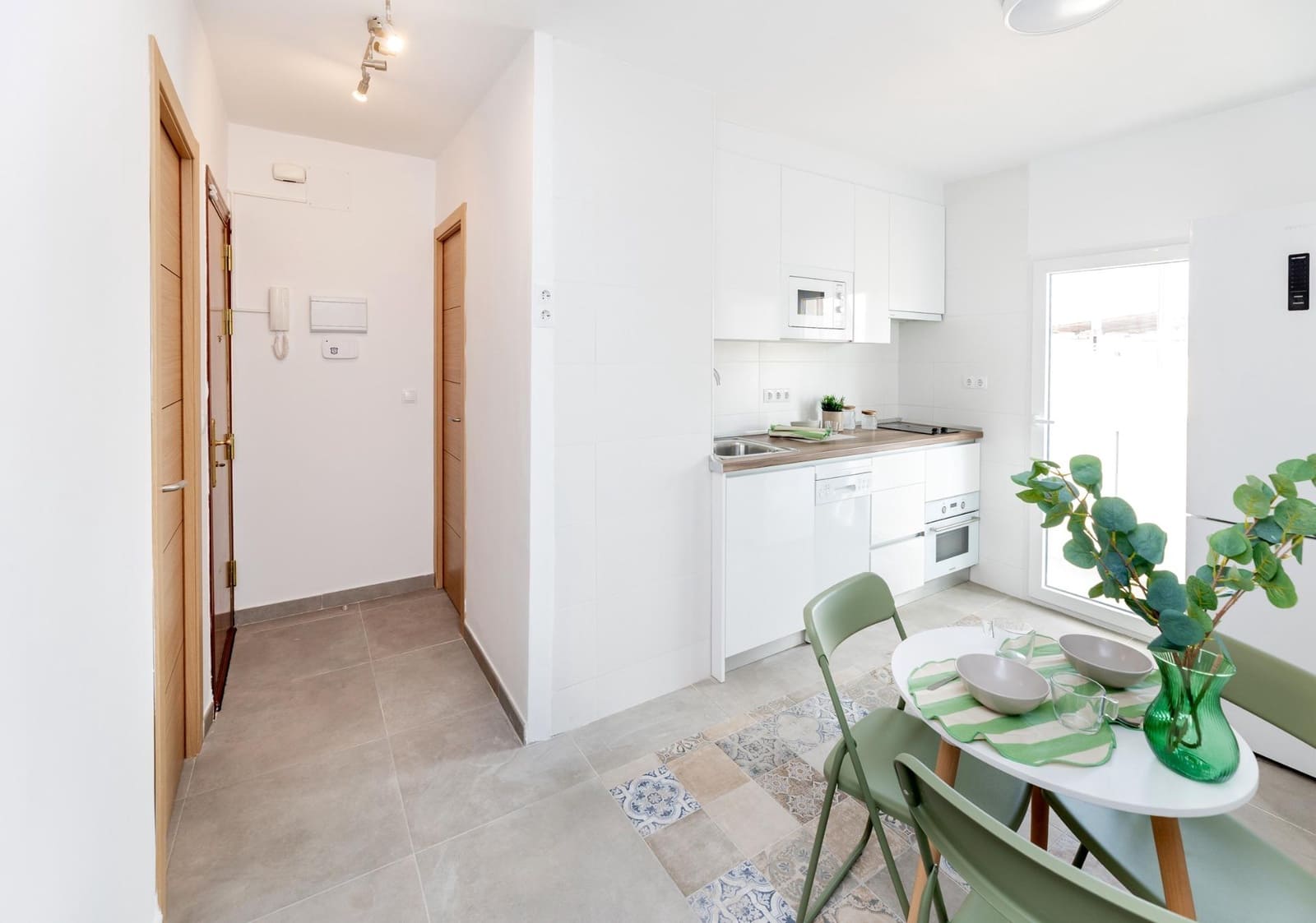 3 sypialnia Mieszkanie na sprzedaż w Miasto Grenada - 139 000 € (Ref: 9851980)
