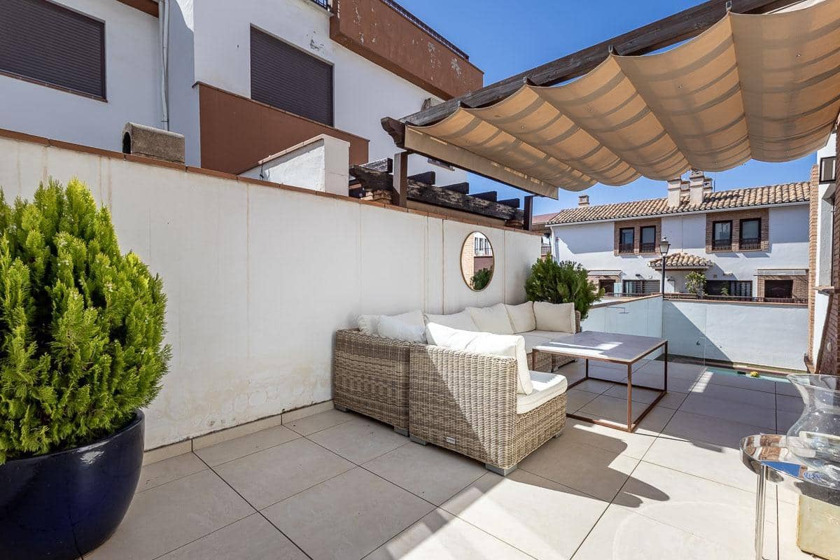 5 bedroom Villa for sale in Huetor Vega with pool garage - € 525,000 (Ref: 9851985)