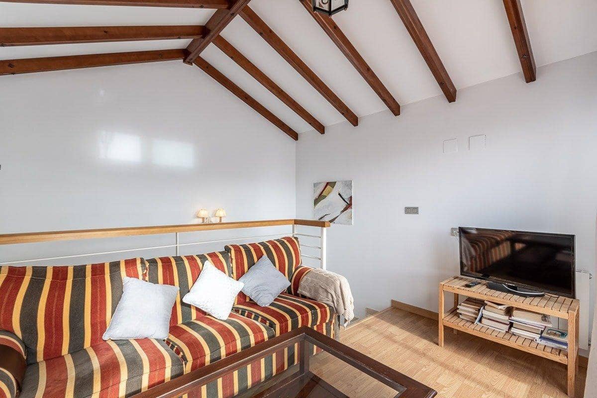 5 bedroom Villa for sale in Huetor Vega with pool garage - € 525,000 (Ref: 9851985)