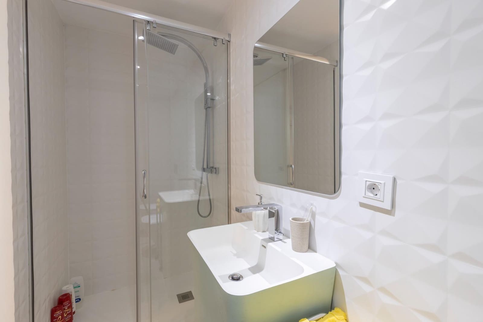 3 soveværelse Villa til salg i Granada by med garage - € 739.000 (Ref: 9855792)