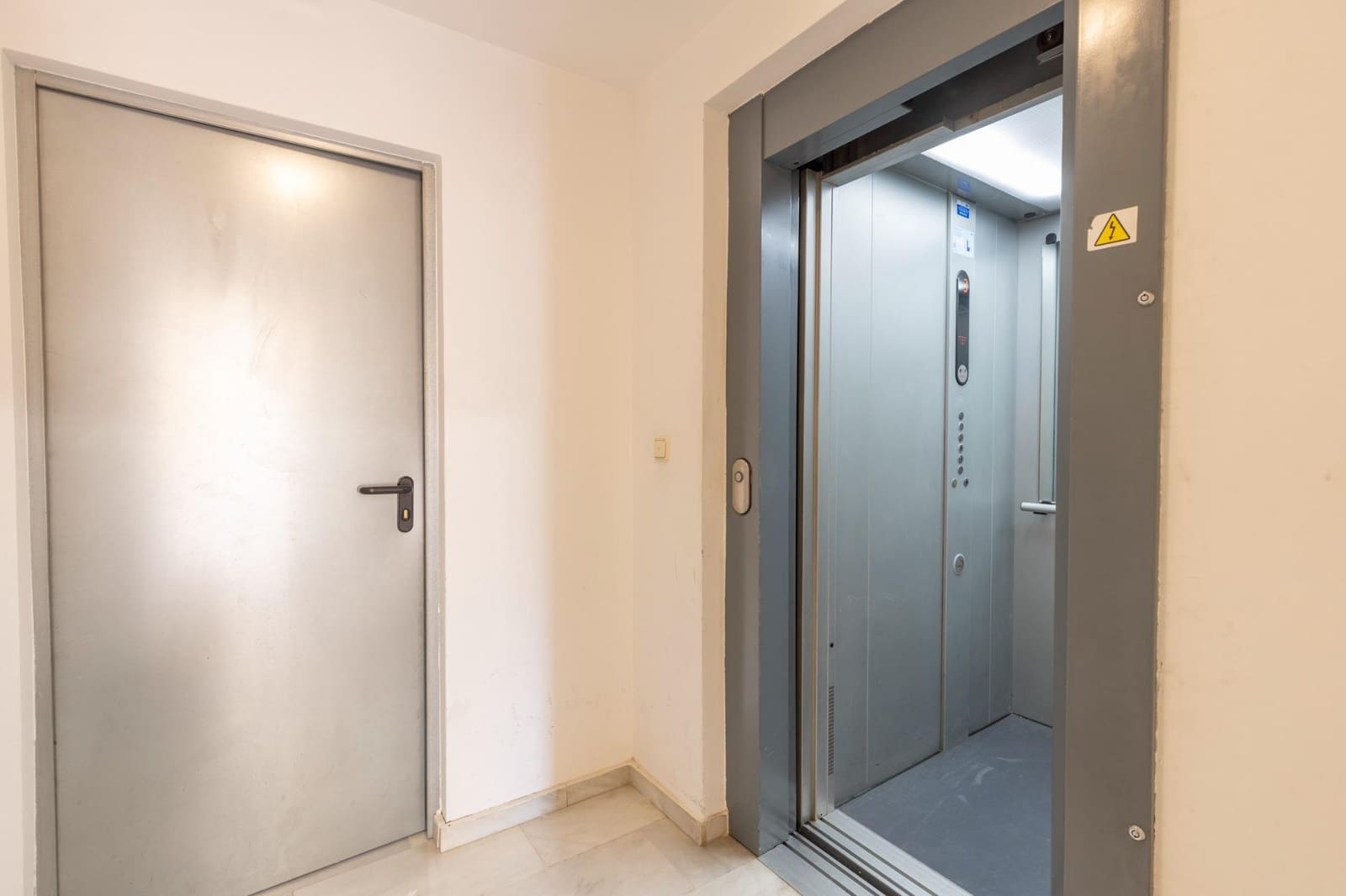 2 soveværelse Lejlighed til salg i Santa Fe med garage - € 144.900 (Ref: 9855794)