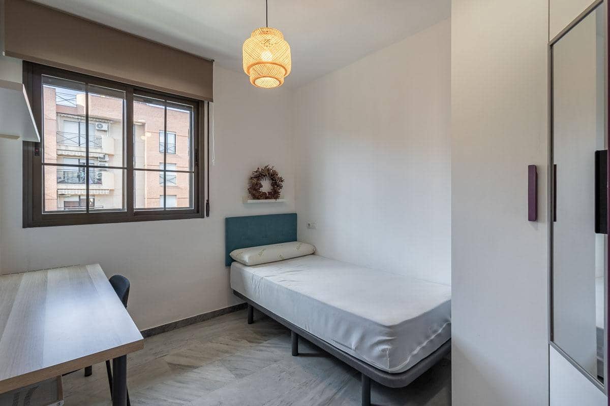 3 soveværelse Lejlighed til salg i Granada by med swimmingpool garage - € 379.000 (Ref: 9855798)