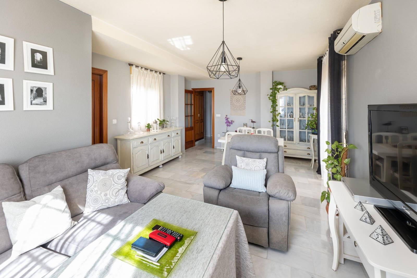 3 soverom Penthouse til salgs i Churriana de la Vega med garasje - € 275 000 (Ref: 9855799)