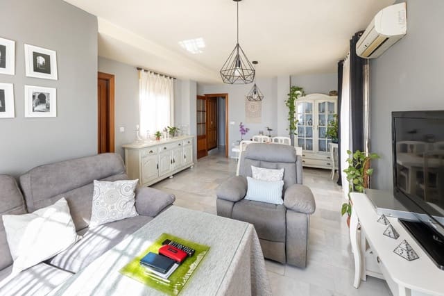 3 soveværelse Penthouse til salg i Churriana de la Vega med garage - € 275.000 (Ref: 9855799)