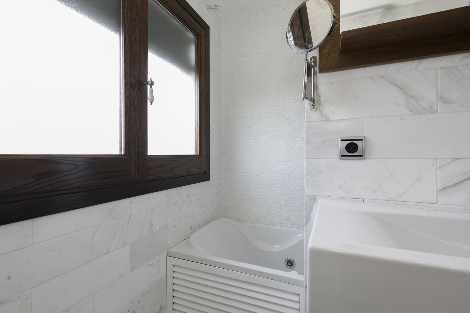 6 soverom Villa til salgs i La Zubia med svømmebasseng garasje - € 606 000 (Ref: 9855800)