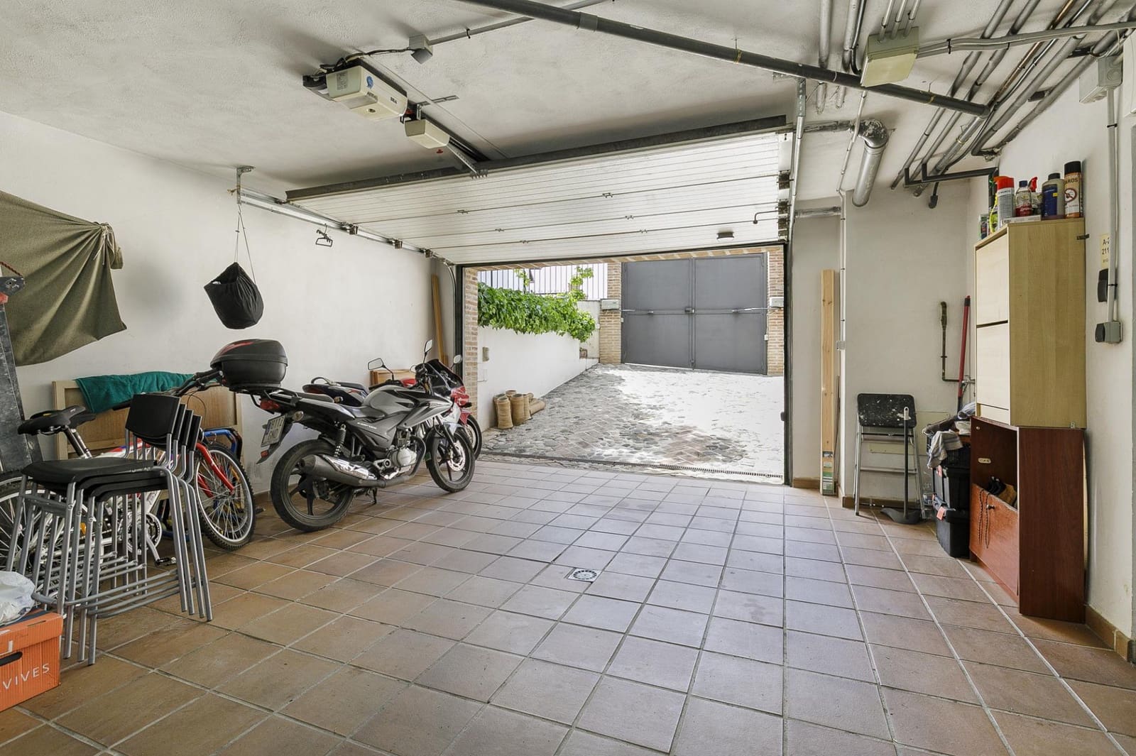 6 soverom Villa til salgs i La Zubia med svømmebasseng garasje - € 606 000 (Ref: 9855800)