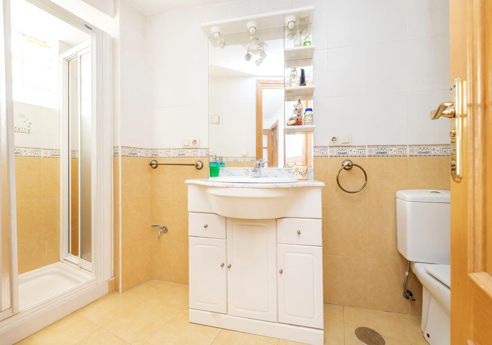 5 soverom Hus til salgs i Armilla - € 249 000 (Ref: 9855803)