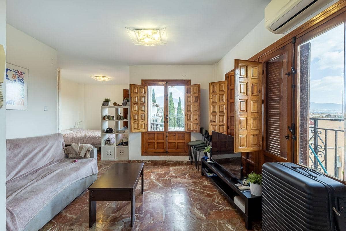 1 bedroom Flat for sale in Granada city - € 250,000 (Ref: 9860313)