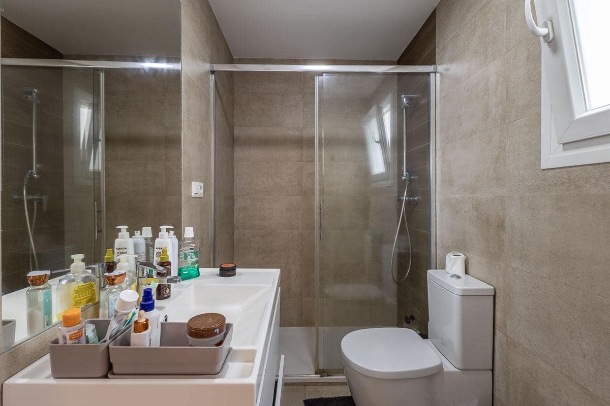 1 bedroom Flat for sale in Granada city - € 250,000 (Ref: 9860313)