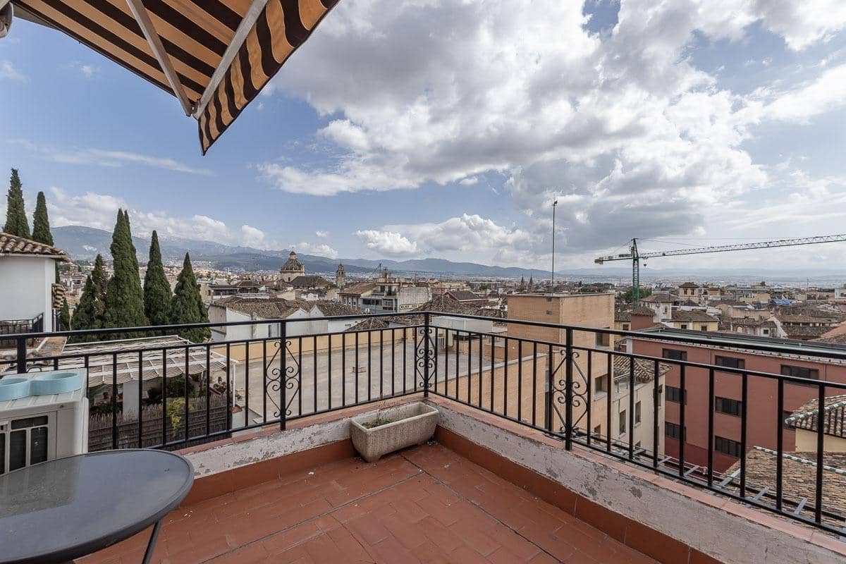 1 bedroom Flat for sale in Granada city - € 250,000 (Ref: 9860313)