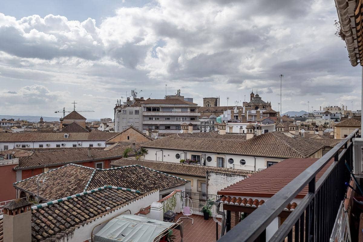 1 bedroom Flat for sale in Granada city - € 250,000 (Ref: 9860313)