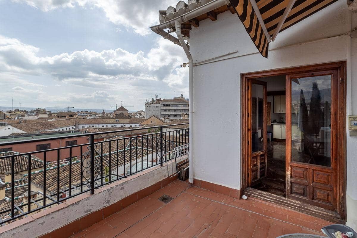 1 bedroom Flat for sale in Granada city - € 250,000 (Ref: 9860313)