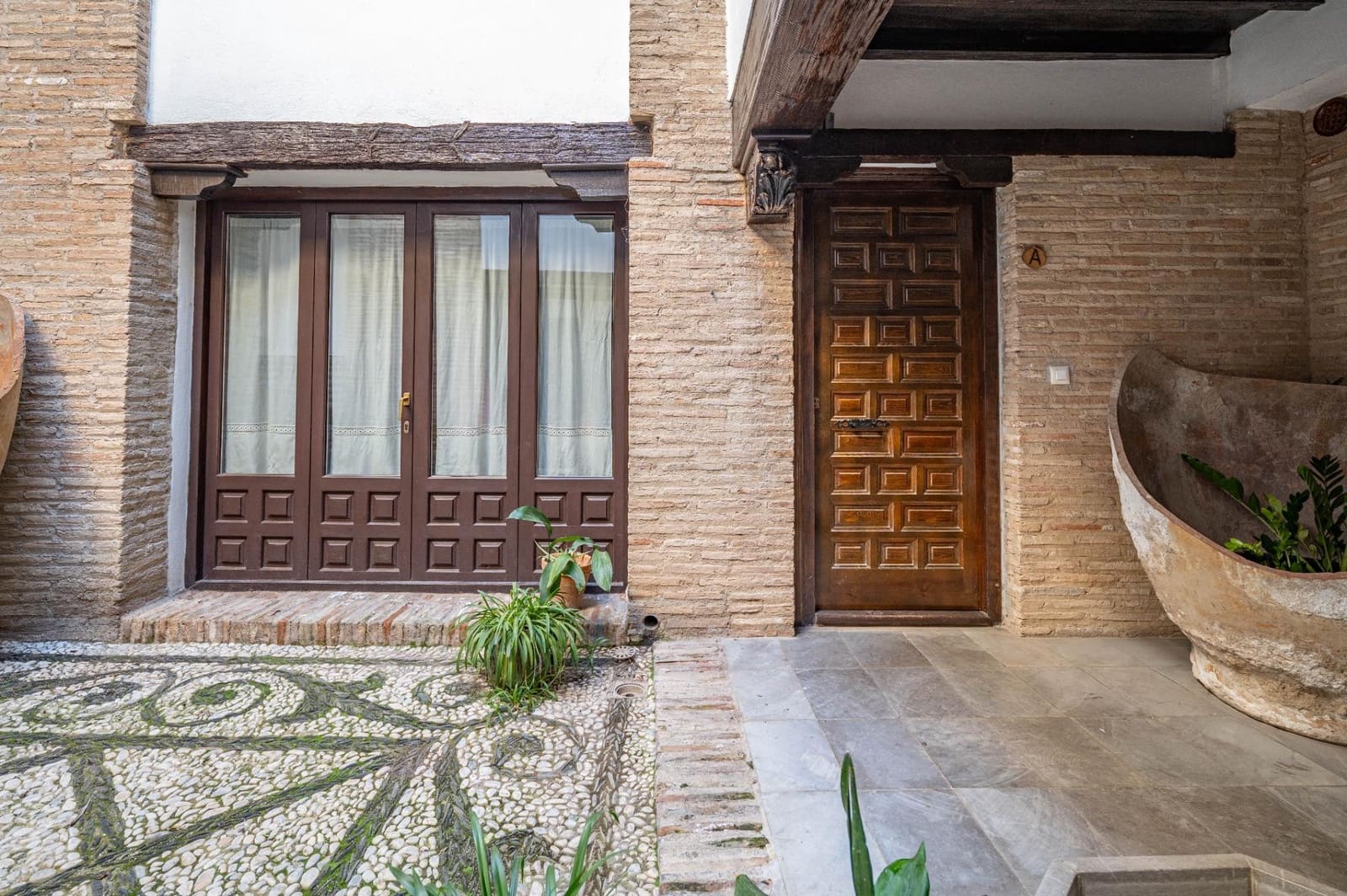 14 Zimmer Apartment zu verkaufen in Granada Stadt - 1.450.000 € (Ref: 9860895)