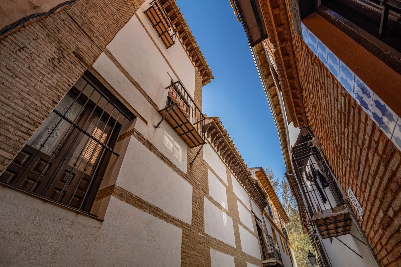 14 Zimmer Apartment zu verkaufen in Granada Stadt - 1.450.000 € (Ref: 9860895)