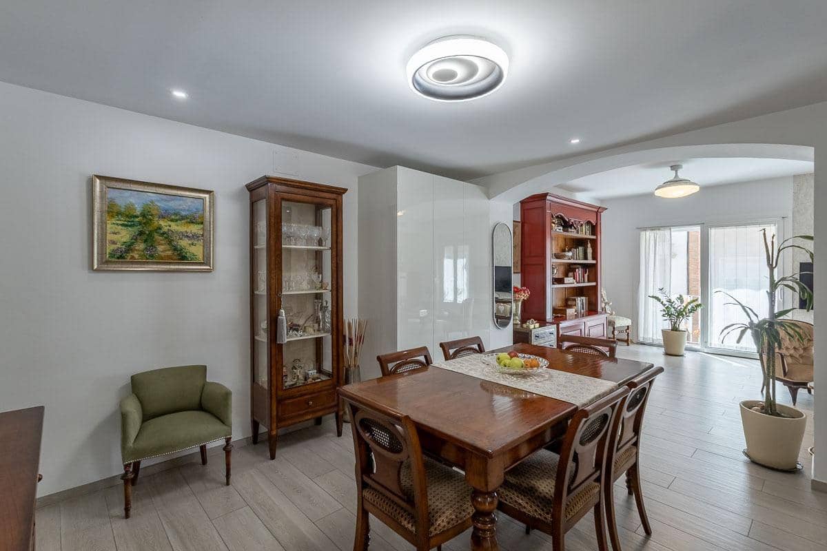 3 bedroom Flat for sale in Granada city - € 650,000 (Ref: 9862064)