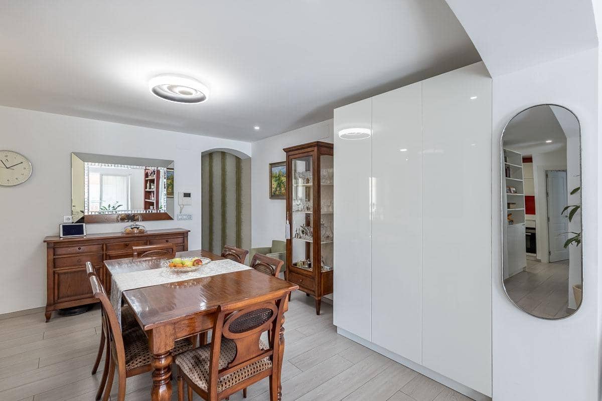 3 bedroom Flat for sale in Granada city - € 650,000 (Ref: 9862064)