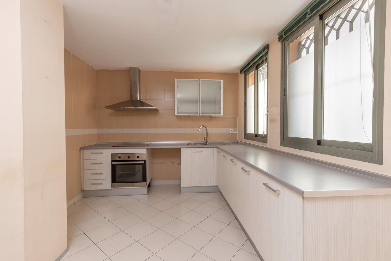 2 sypialnia Mieszkanie na sprzedaż w Miasto Grenada z garażem - 545 000 € (Ref: 9867218)