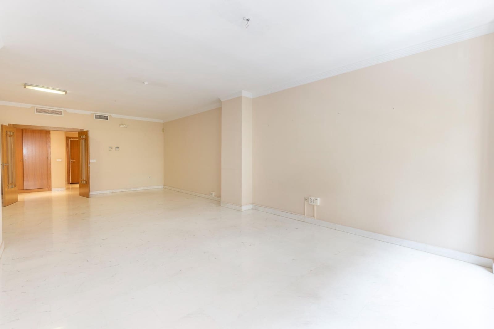 2 sypialnia Mieszkanie na sprzedaż w Miasto Grenada z garażem - 545 000 € (Ref: 9867218)