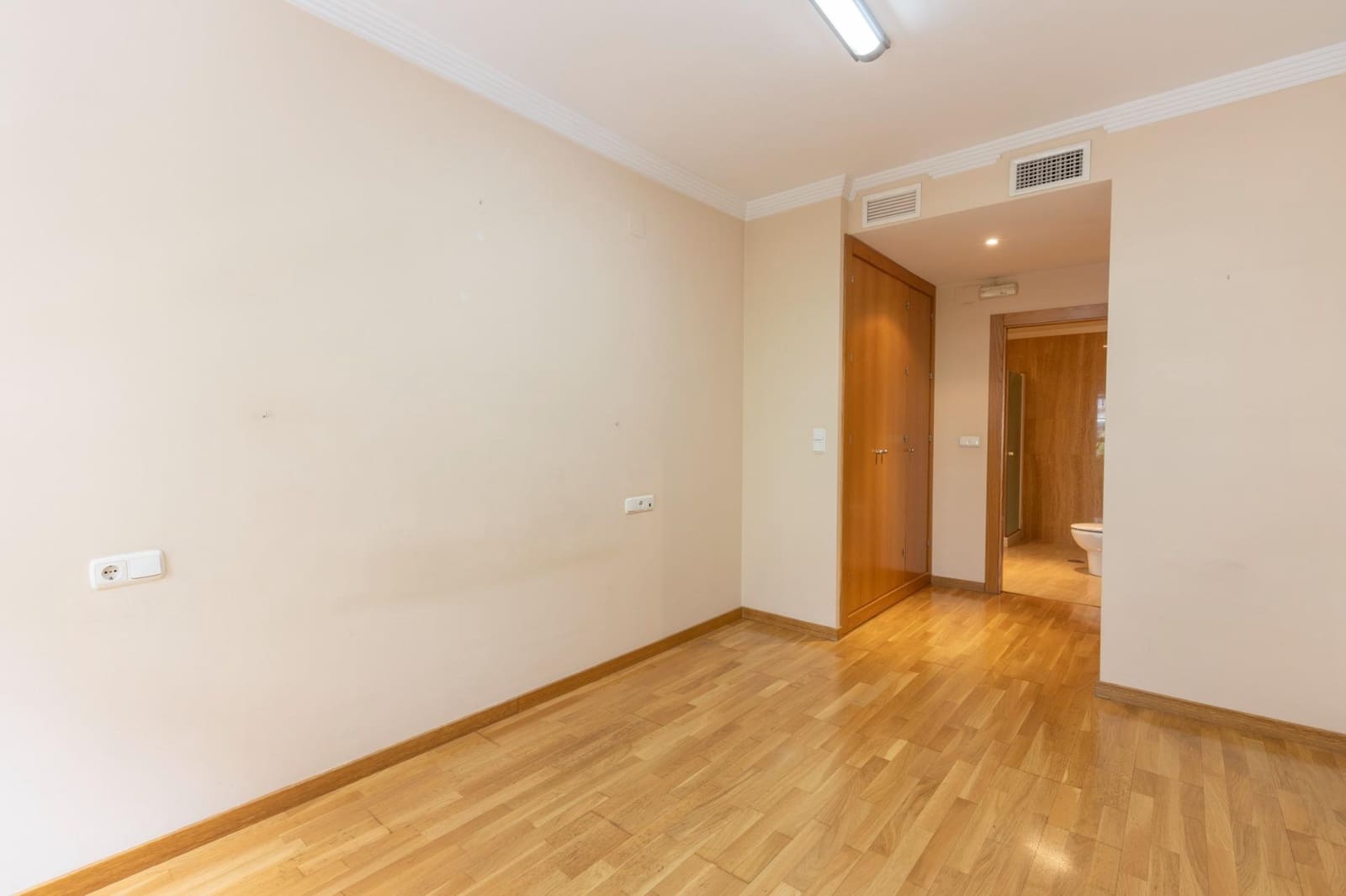 2 sypialnia Mieszkanie na sprzedaż w Miasto Grenada z garażem - 545 000 € (Ref: 9867218)