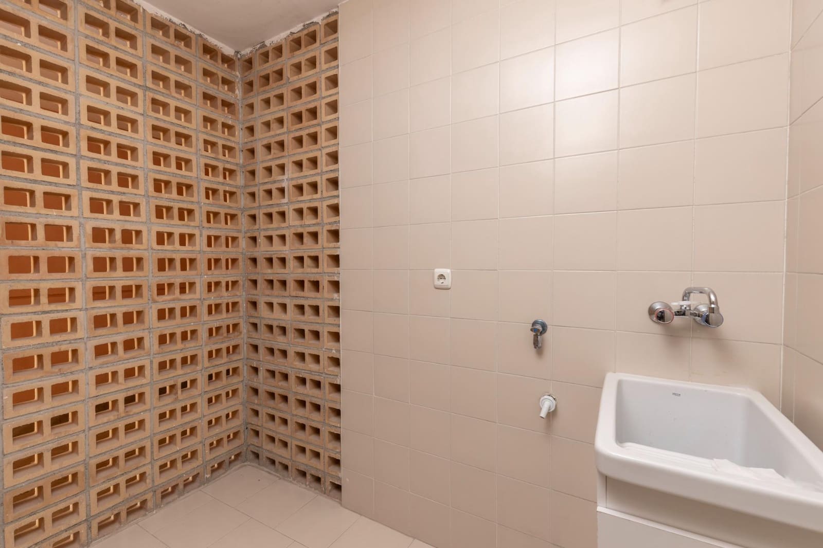 2 sypialnia Mieszkanie na sprzedaż w Miasto Grenada z garażem - 545 000 € (Ref: 9867218)