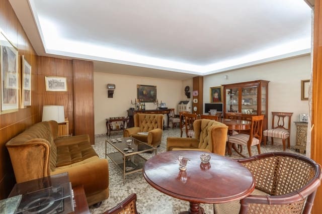 7 sypialnia Mieszkanie na sprzedaż w Centro, Miasto Grenada - 650 000 € (Ref: 9867220)