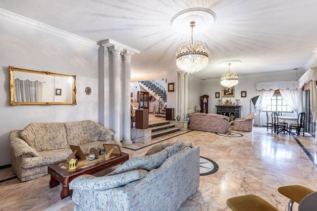 Chalet de 6 habitaciones en Monachil en venta con garaje - 450.000 € (Ref: 9867221)