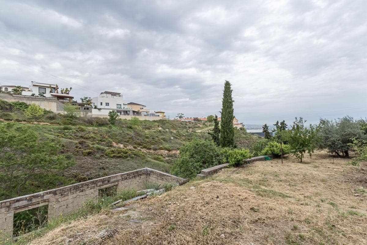 6 bedroom Villa for sale in Monachil with garage - € 450,000 (Ref: 9867221)