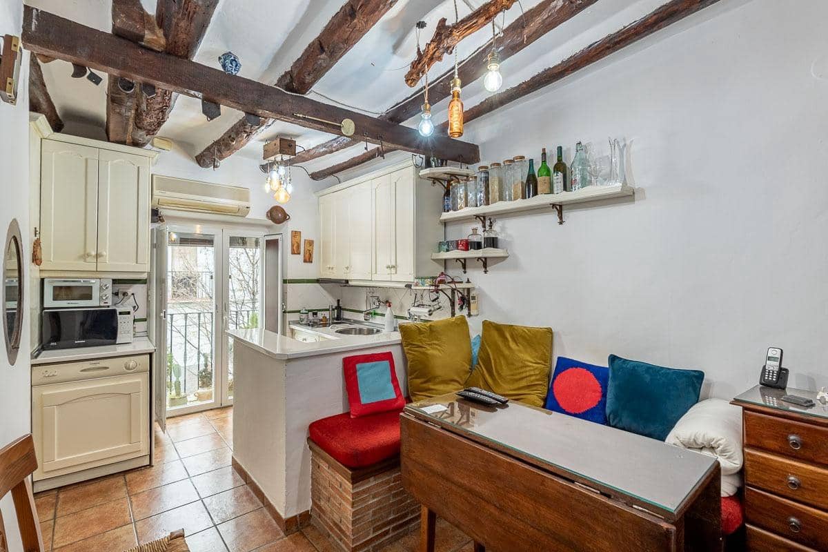 1 quarto Moradia em Banda para venda em Granada cidade - 225 000 € (Ref: 9868908)