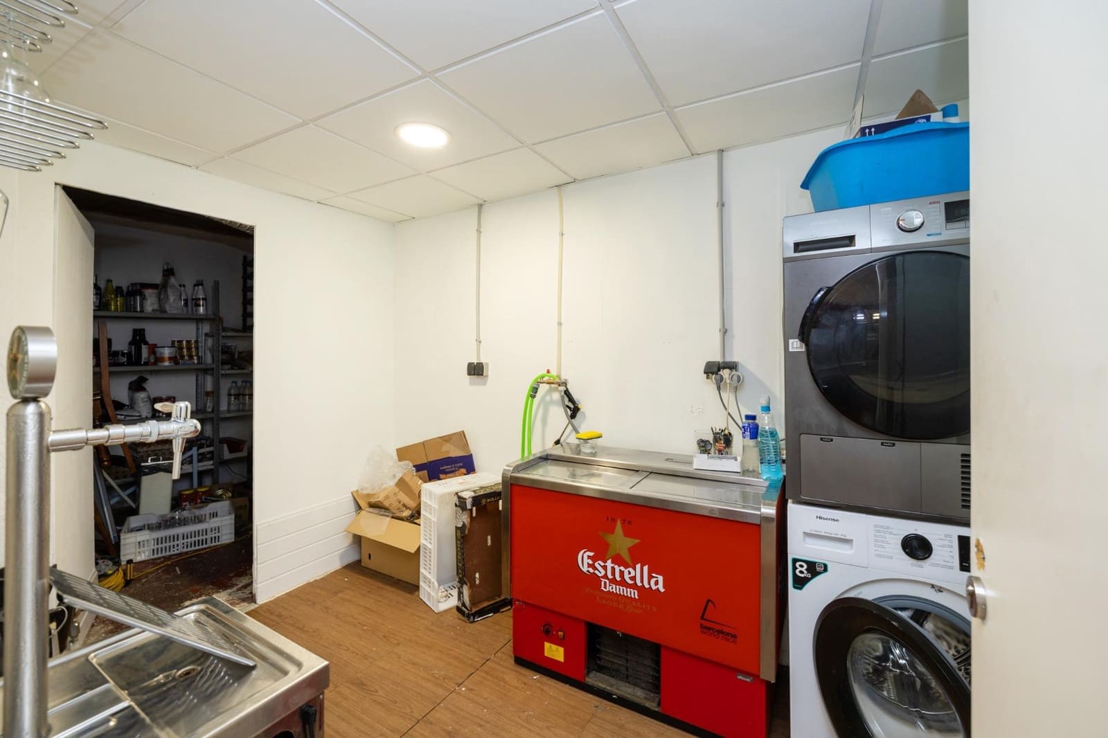 Kommersiell til salgs i Granada by - € 298 000 (Ref: 9868909)