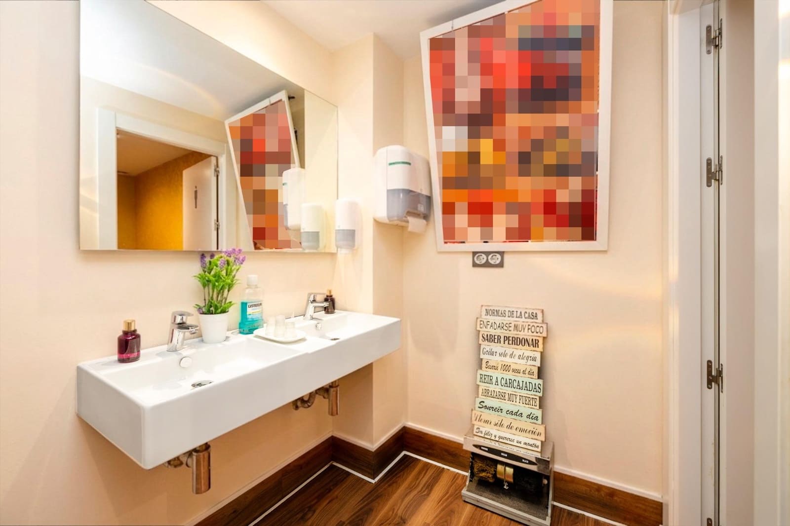 Kommersiell til salgs i Granada by - € 298 000 (Ref: 9868909)