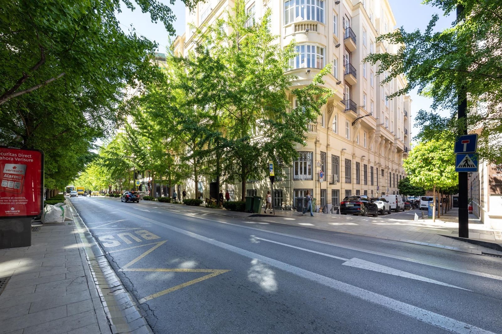 Kommersiell til salgs i Granada by - € 298 000 (Ref: 9868909)