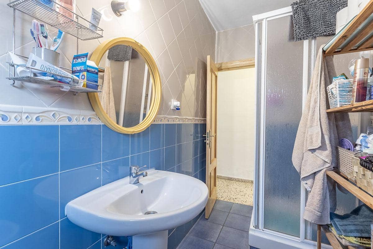 4 makuuhuone Asunto myytävänä paikassa Granada kaupunki - 270 000 € (Ref: 9873717)