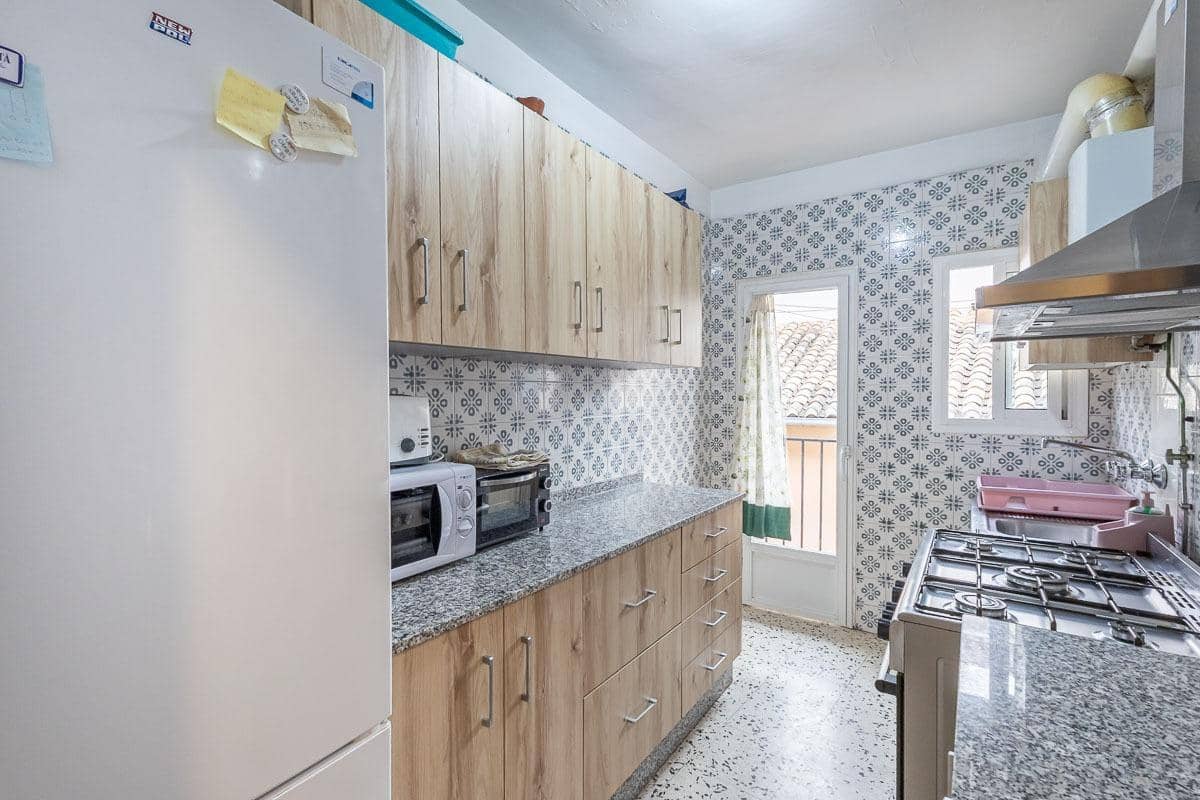 4 makuuhuone Asunto myytävänä paikassa Granada kaupunki - 270 000 € (Ref: 9873717)