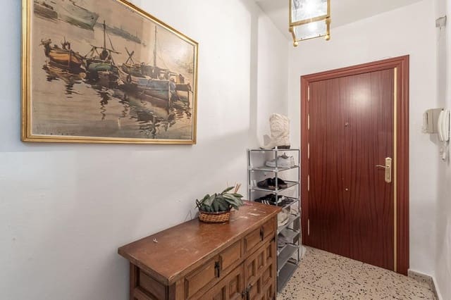 4 sypialnia Mieszkanie na sprzedaż w Miasto Grenada - 270 000 € (Ref: 9873717)