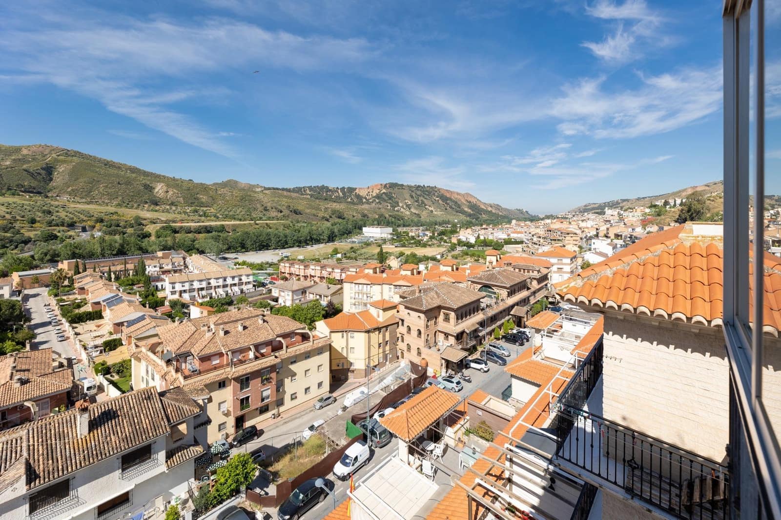 2 bedroom Flat for sale in Cenes de la Vega with garage - € 163,000 (Ref: 9873719)