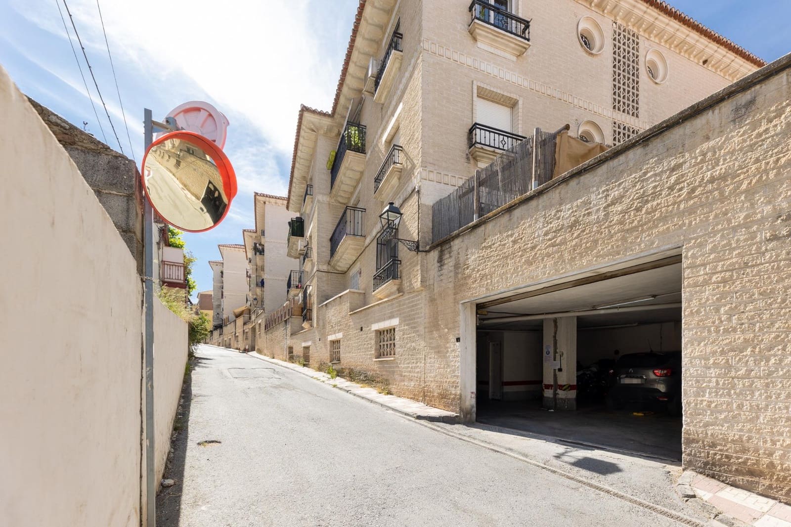 2 bedroom Flat for sale in Cenes de la Vega with garage - € 163,000 (Ref: 9873719)