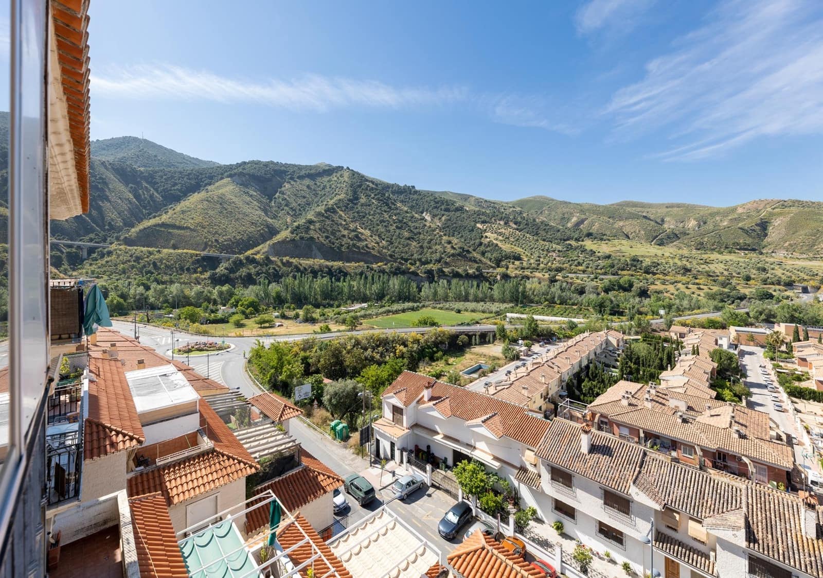 2 bedroom Flat for sale in Cenes de la Vega with garage - € 163,000 (Ref: 9873719)