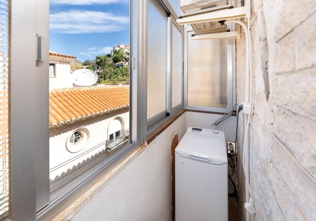 2 bedroom Flat for sale in Cenes de la Vega with garage - € 163,000 (Ref: 9873719)