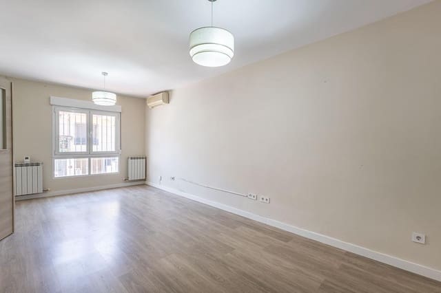 3 soverom Hus til salgs i Las Gabias med garasje - € 210 000 (Ref: 9873720)