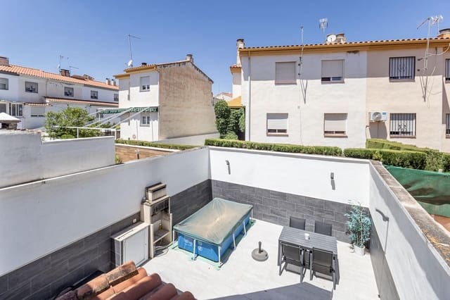 3 soverom Hus til salgs i Las Gabias med garasje - € 210 000 (Ref: 9873720)