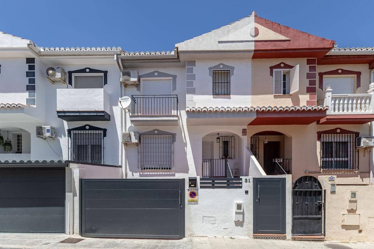 3 bedroom Townhouse for sale in Las Gabias with garage - € 210,000 (Ref: 9873720)