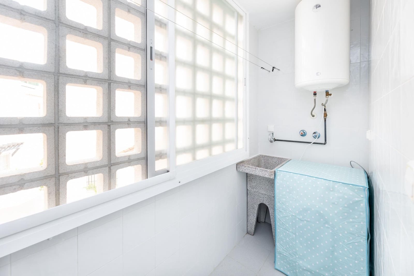 2 soverom Leilighet til salgs i Motril med garasje - € 280 000 (Ref: 9876694)