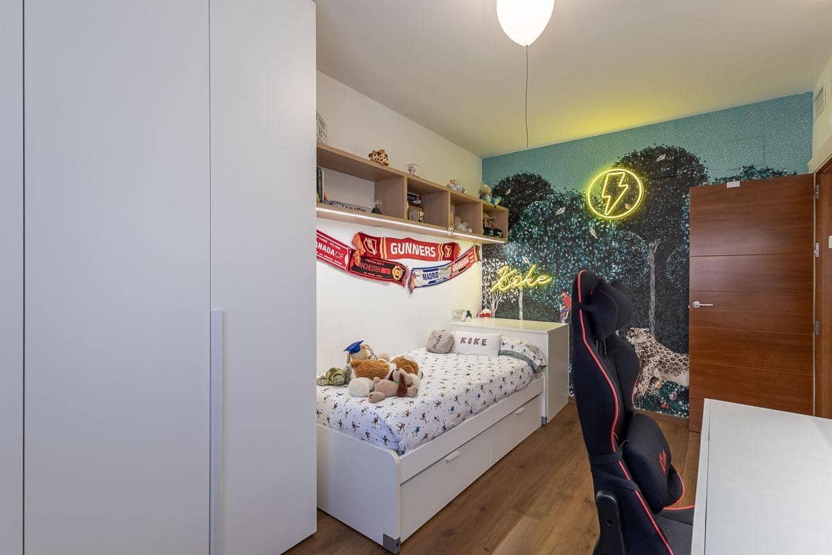 4 soverom Kjedet enebolig til salgs i Granada by med garasje - € 695 000 (Ref: 9876695)