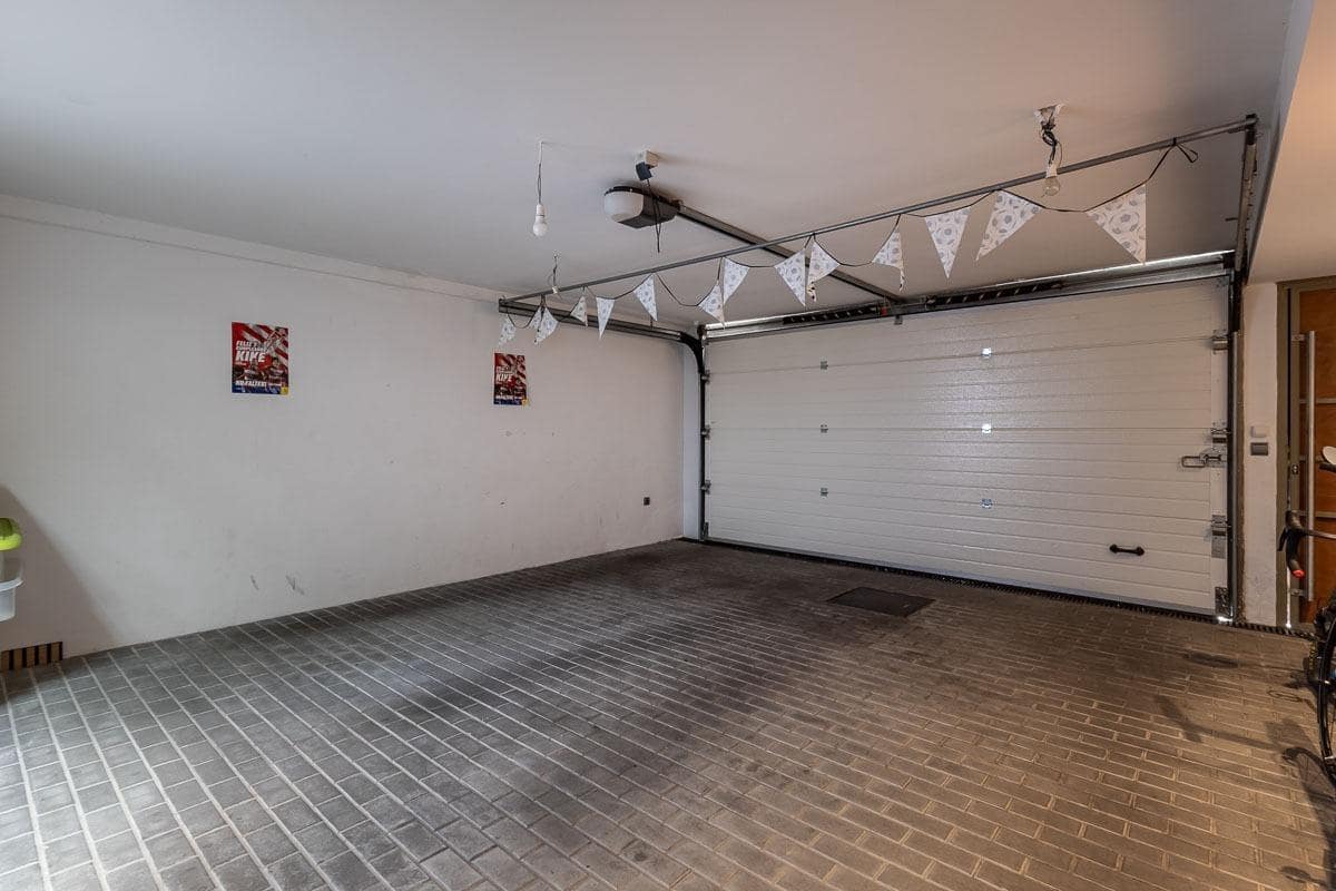 4 soverom Kjedet enebolig til salgs i Granada by med garasje - € 695 000 (Ref: 9876695)